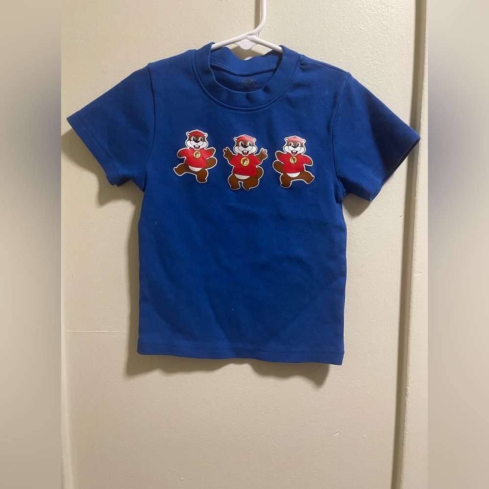 Buc - ee’s blue short sleeve